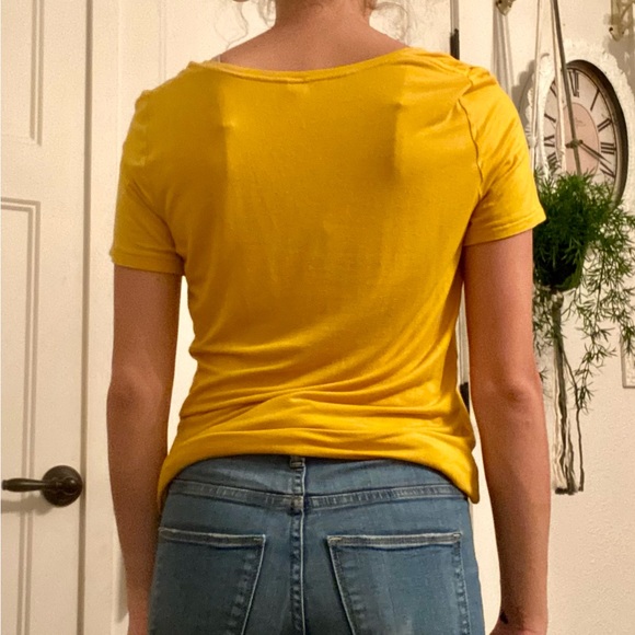Basic Yellow Top - Picture 2 of 2